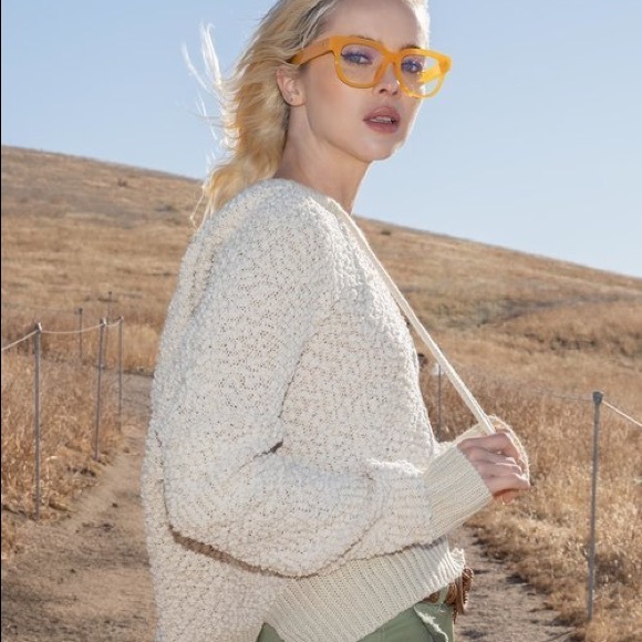 5⭐️ POL POPCORN HOODIE SWEATER - Picture 3 of 9